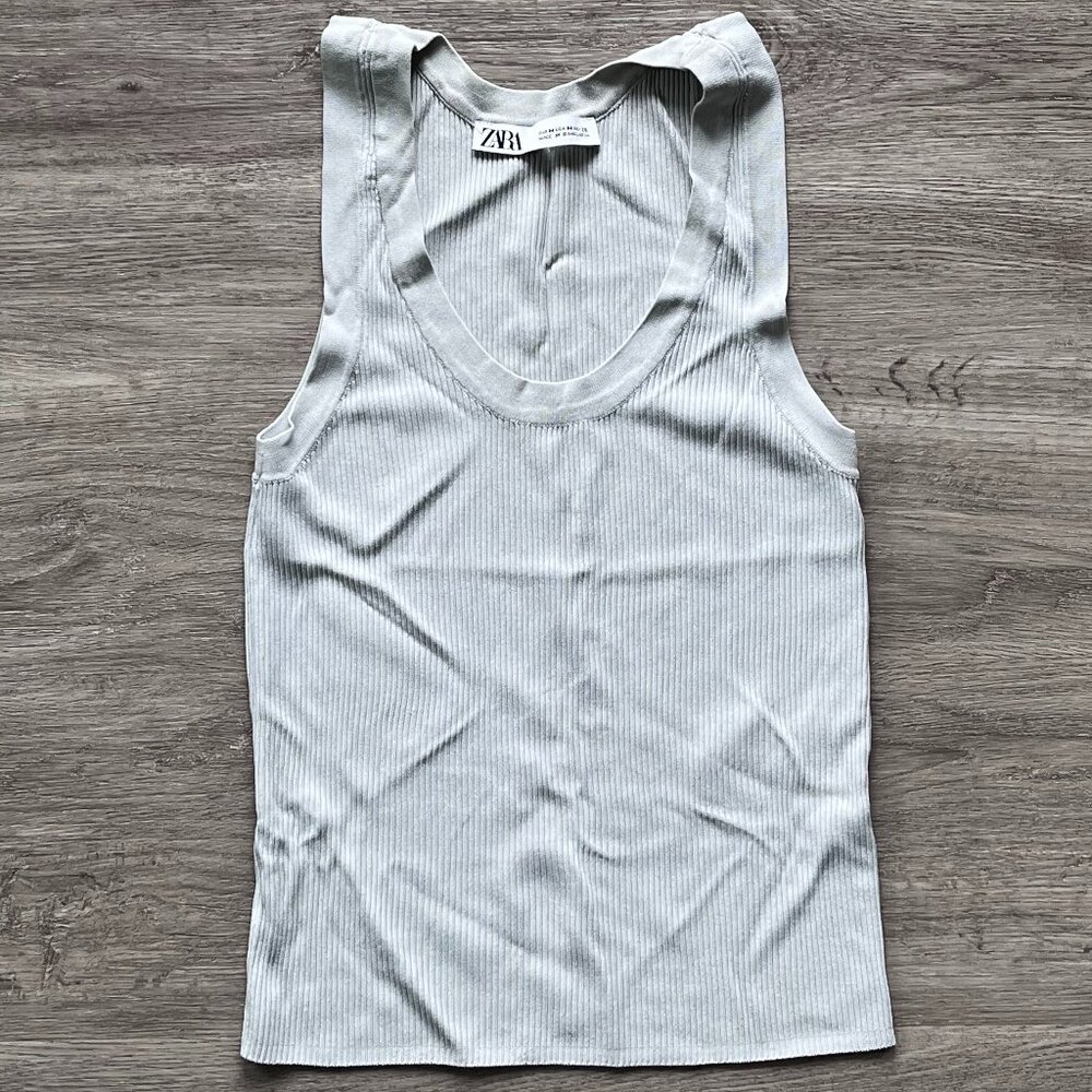 Zara Ribbed Knit Tank Top Size M